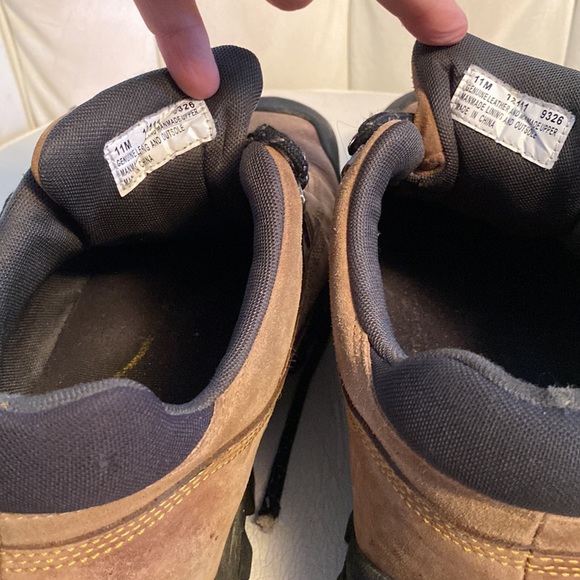 Timberland low cut brown work shoes / hikers size 11 - Picture 9 of 12